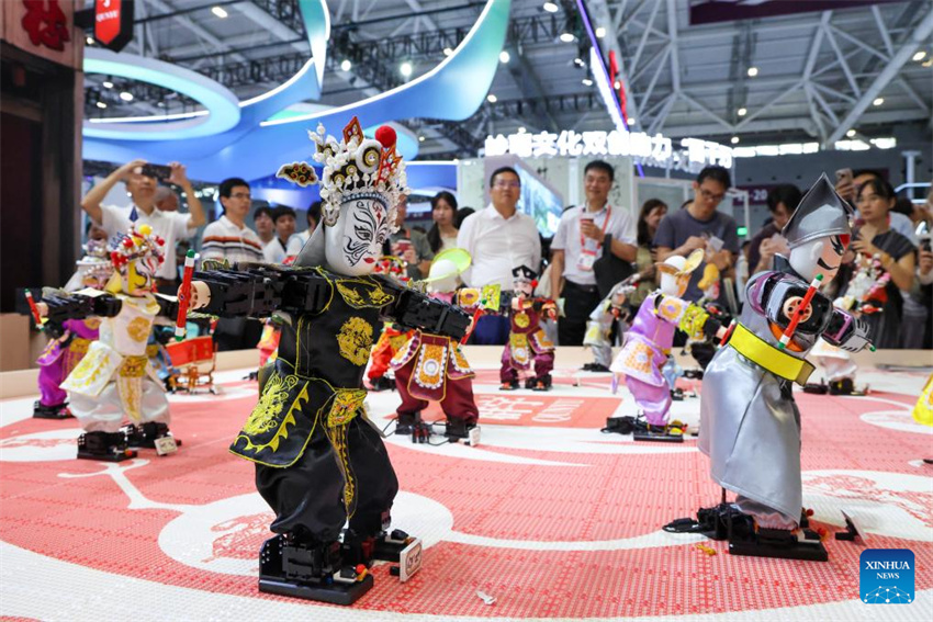 Shenzhen: 21ª Feira Internacional de Indústrias Culturais da China é inaugurada