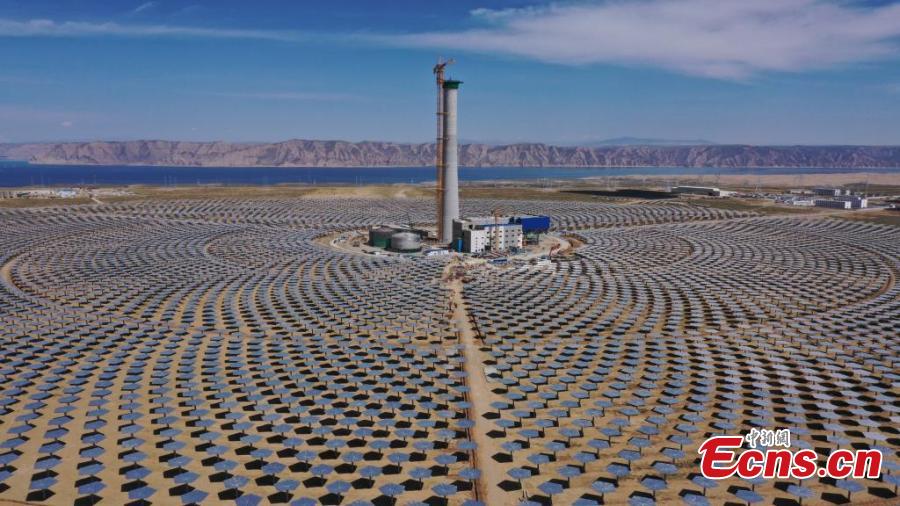 Projeto fotovoltaico e térmico de 1 milhão de quilowatts em construção em Qinghai