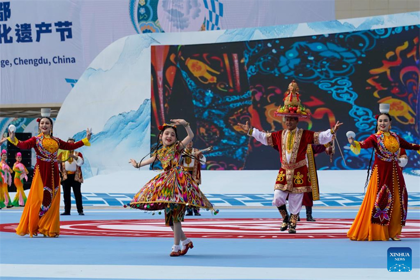 9º Festival Internacional de Patrimônio Cultural Imaterial é inaugurado em Chengdu