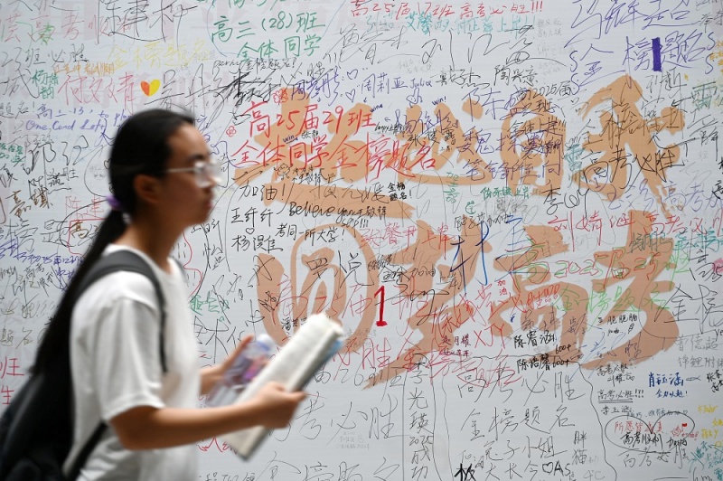 China realiza exame nacional de admissão às universidades