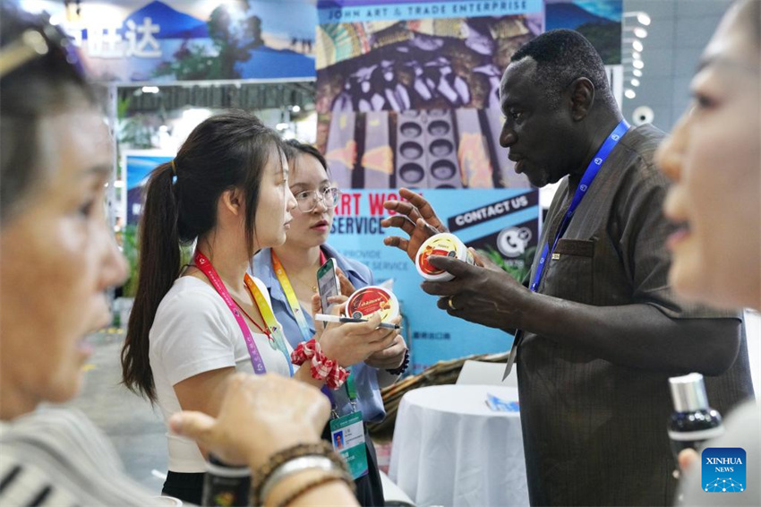 Começa exposição China-África com foco nas relações econômicas e novos acordos
