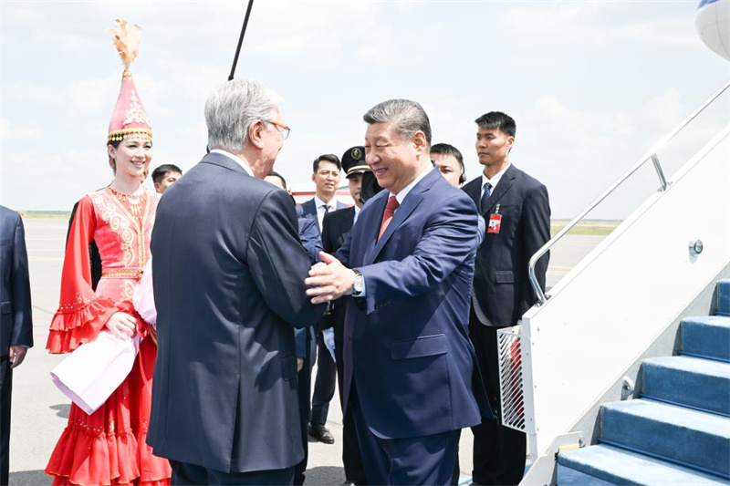 Xi Jinping chega a Astana para Cúpula China-Ásia Central