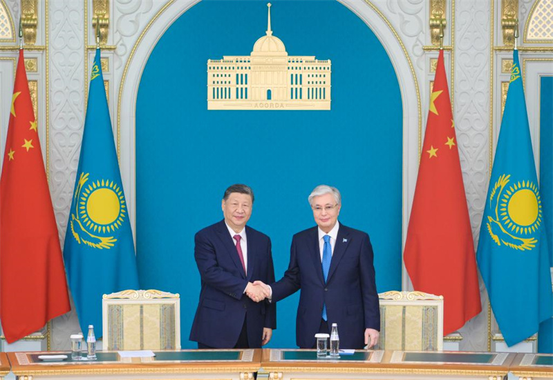 Xi Jinping diz que China está pronta para trabalhar com Cazaquistão para contribuir mais para paz e desenvolvimento regionais e mundiais