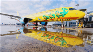 Juneyao Air lança primeiro voo temático da Legoland do mundoA primeira aeronave temática da Legoland do mundo foi revelada em conjunto na segunda-feira (16) pelo Legoland Shanghai Resort e pela Juneyao Air. 