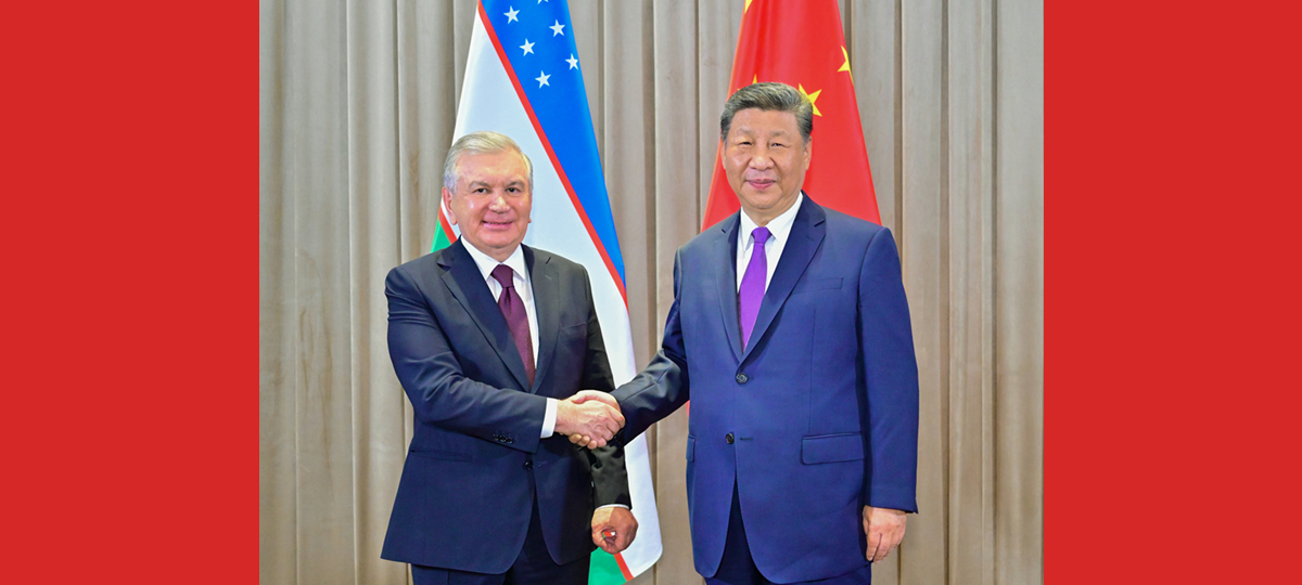 Xi Jinping pede que China e Uzbequistão introduzam mais medidas para liberalização e facilitação do comércio