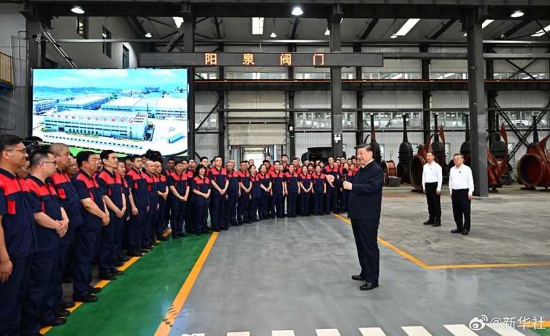 Xi Jinping inspeciona empresa de manufatura em Shanxi