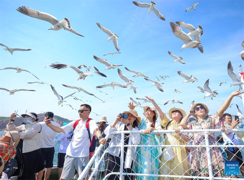 Vários lugares da China entram na alta temporada de turismo