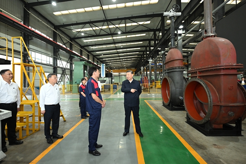 Xi Jinping enfatiza transformação da economia baseada em recursos e promoção da modernização chinesa durante visita de inspeção em Shanxi