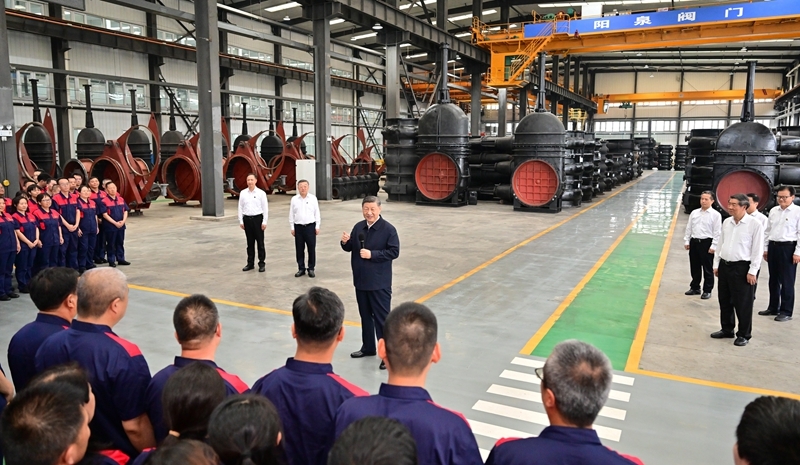 Xi Jinping enfatiza transformação da economia baseada em recursos e promoção da modernização chinesa durante visita de inspeção em Shanxi