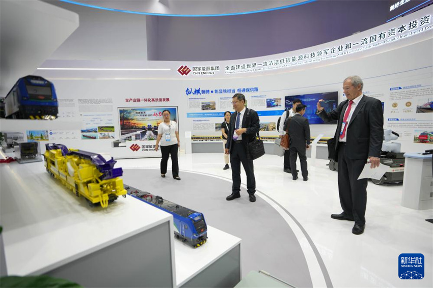 17ª Exposição Internacional de Tecnologia e Equipamentos Ferroviários Modernos da China é inaugurada em Beijing