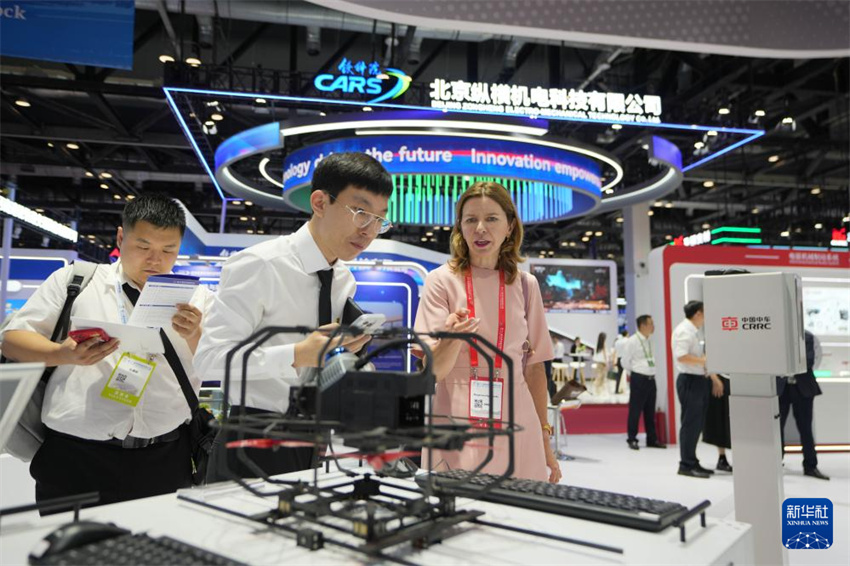 17ª Exposição Internacional de Tecnologia e Equipamentos Ferroviários Modernos da China é inaugurada em Beijing