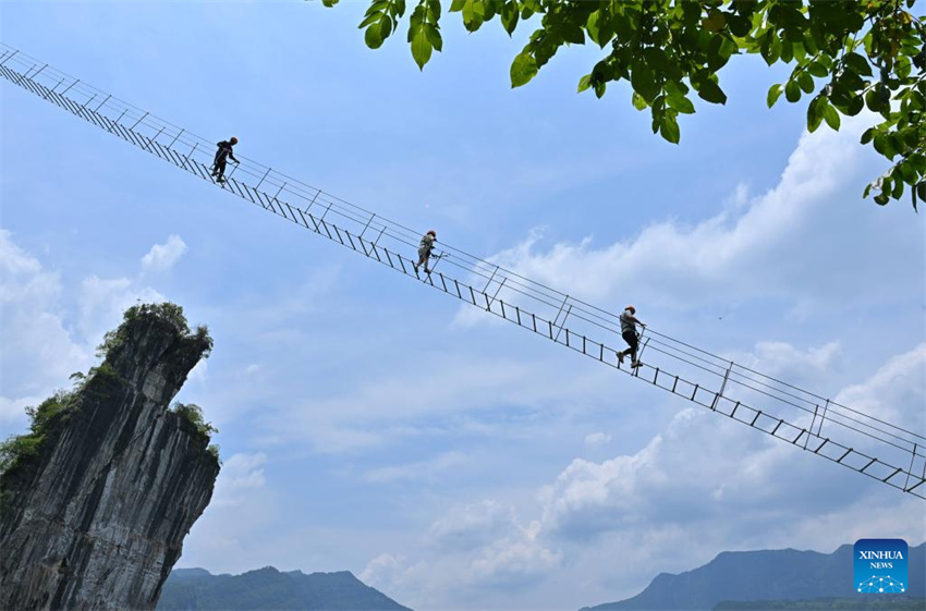 China: Enshi integra eventos esportivos com turismo para impulsionar revitalização rural