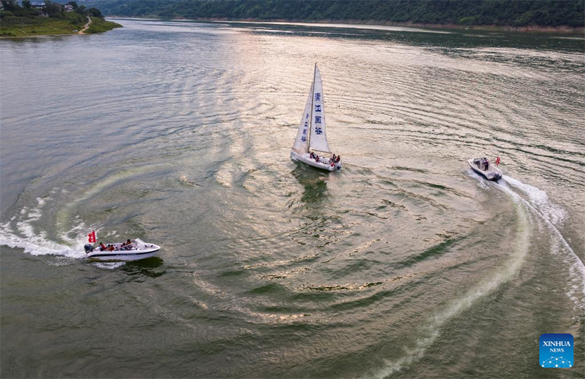 China: Enshi integra eventos esportivos com turismo para impulsionar revitalização rural