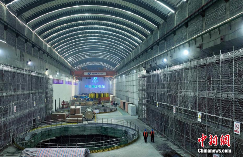 Galeria: construção da Usina Hidrelétrica Yebatan