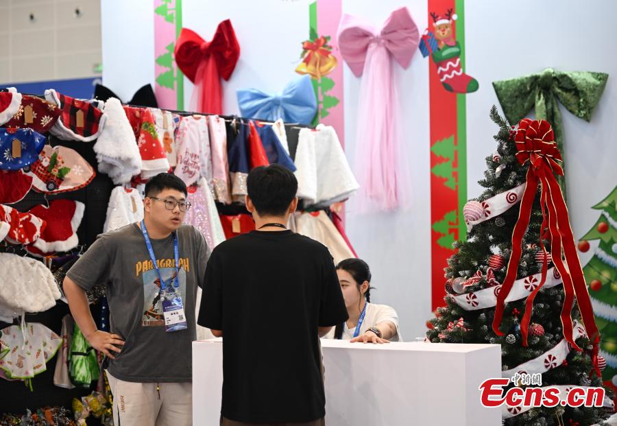 Expo Global de Comércio Eletrônico Transfronteiriço 2025 é inaugurada em Hangzhou