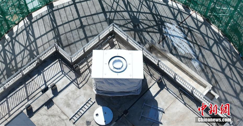 Telescópio no teto do mundo inicia busca pelas ondulações mais antigas do Big Bang