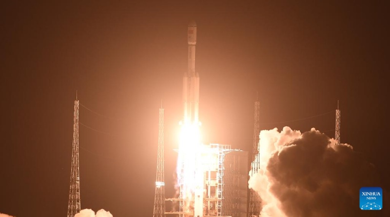 China lança nave de carga Tianzhou-9 para enviar suprimentos para a estação espacial