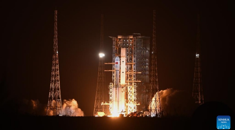China lança nave de carga Tianzhou-9 para enviar suprimentos para a estação espacial