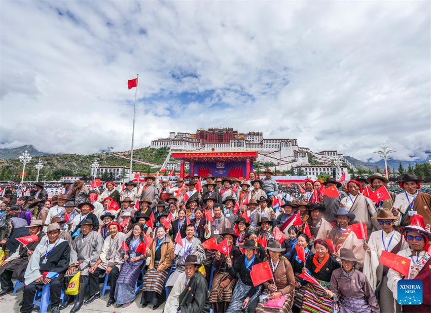 Galeria: celebrações do 60º aniversário da fundação da Região Autônoma de Xizang