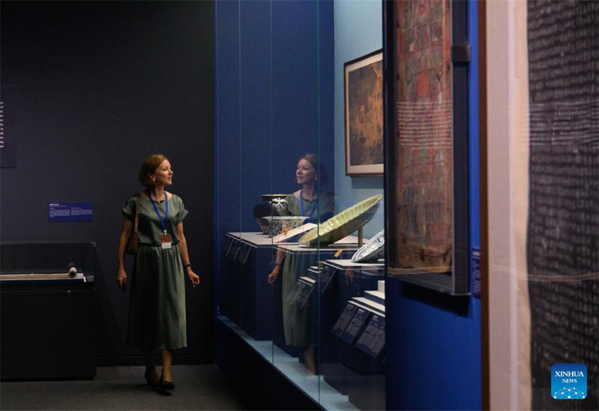 Exposição colaborativa sobre patrimônio cultural dos países da OCS inaugura em Beijing