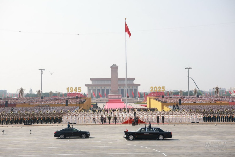 Xi Jinping passa em revista tropas para comemorar 80º aniversário da vitória sobre agressão japonesa