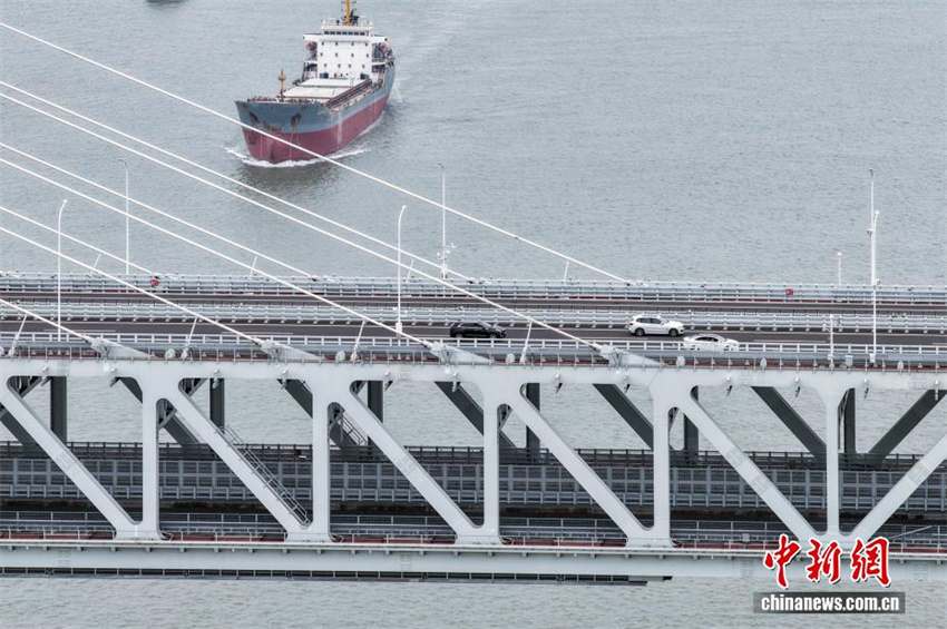 Ponte Changtai: inaugurada maior ponte estaiada do mundo em vão único sobre o rio Yangtze