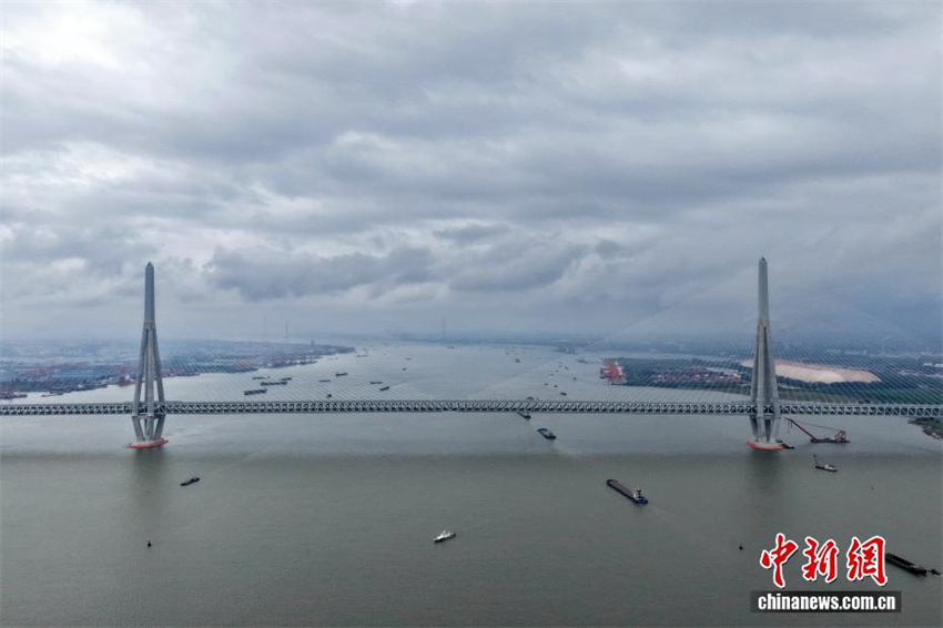 Ponte Changtai: inaugurada maior ponte estaiada do mundo em vão único sobre o rio Yangtze