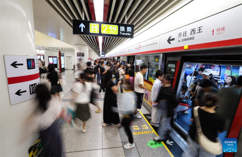 Rede de metrô aumenta em Shijiazhuang, norte da China