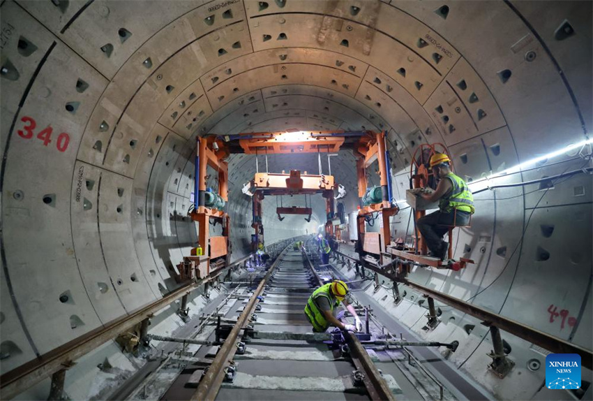 Rede de metrô aumenta em Shijiazhuang, norte da China