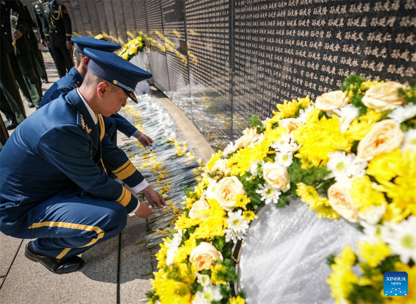 Restos mortais de 30 mártires chineses da Guerra da Coreia enterrados na terra natal