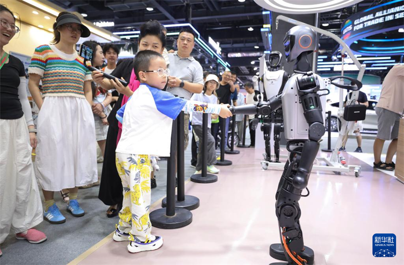 Feira chinesa sobre comércio de serviços fecha com mais de 900 negócios e se concentra em inovação digital