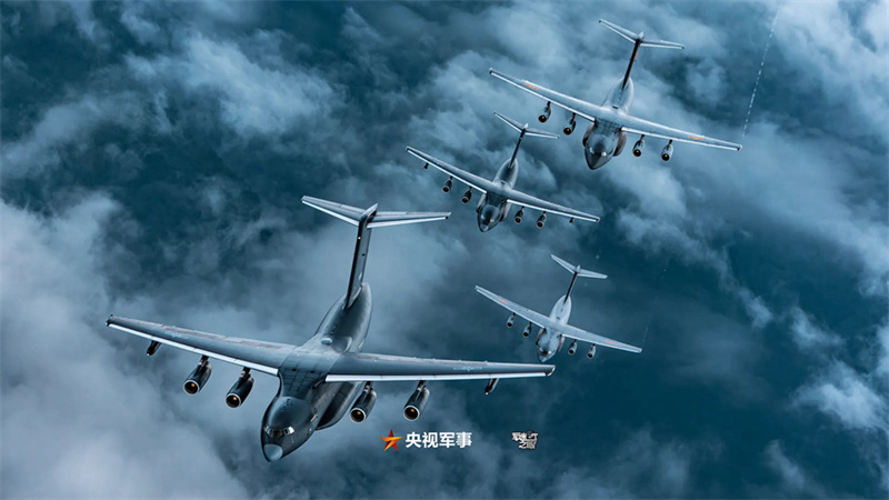 Força Aérea Chinesa lança superprodução visual