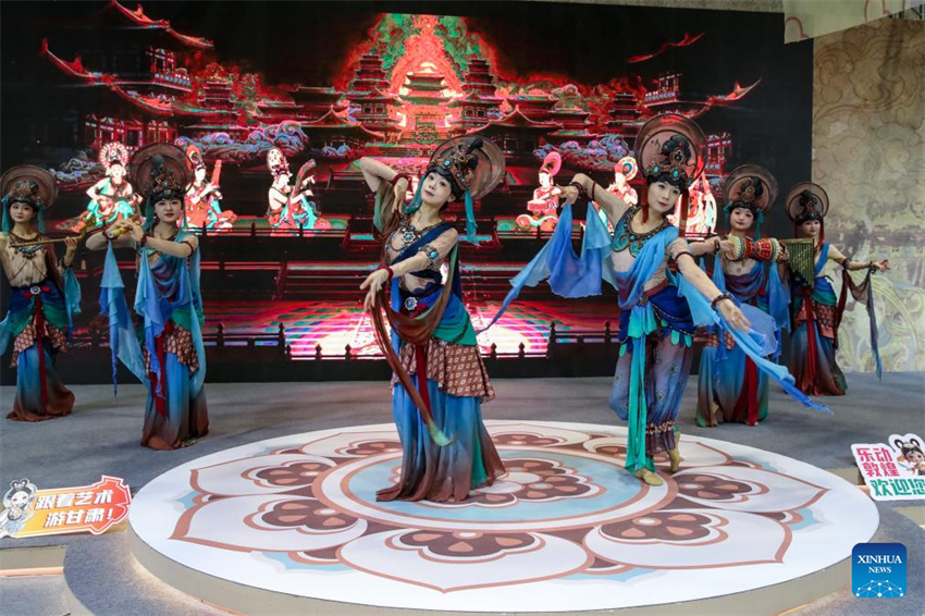 8ª Exposição Cultural Internacional da Rota da Seda (Dunhuang) começa em Gansu