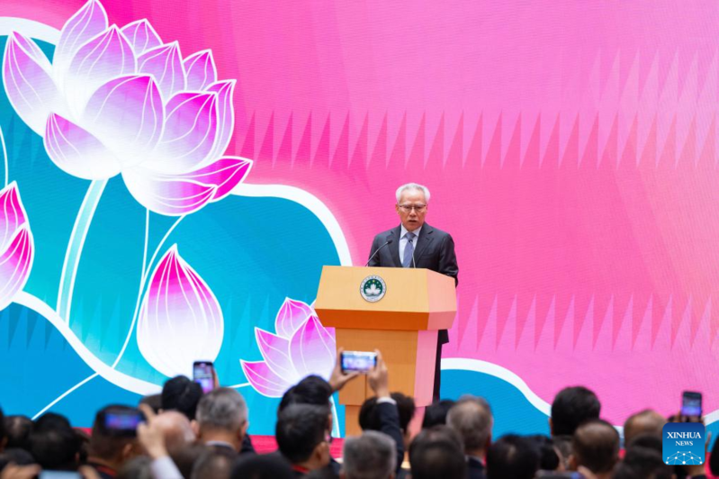 RAEM realiza hasteamento de bandeira e recepção para celebrar 26º aniversário do retorno à pátria