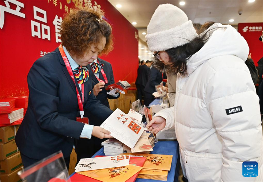 China lança selos comemorativos do Ano do Cavalo