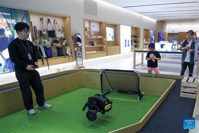 Shenzhen leva tecnologia de ponta aos consumidores com novos cenários de varejo