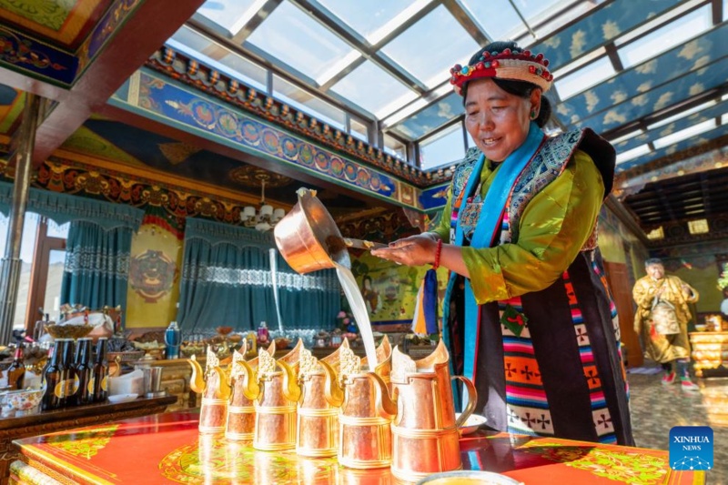 Aldeões tibetanos comemoram Ano Novo dos agricultores