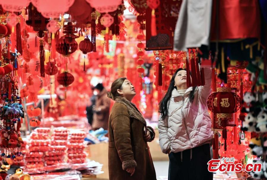 Decorações do Festival da Primavera com sucesso de vendas em Chengdu