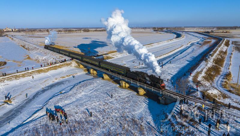 Liaoning oferece uma experiência retrô com locomotivas a vapor