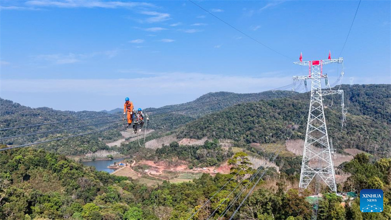 Projeto de interconexão de energia de 500 kV China-Laos atinge conectividade total