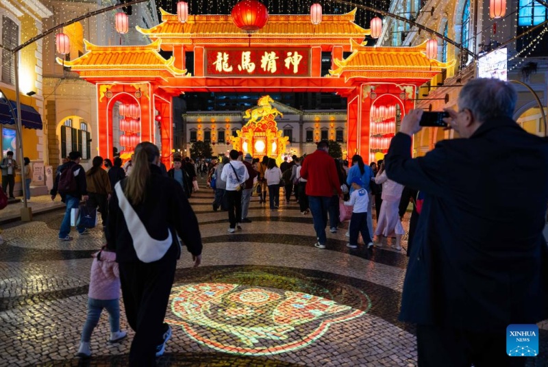 Macau: decoração festiva instalada para celebrar o próximo Ano Novo Chinês