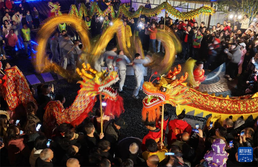 China realiza atividades para celebrar o Festival das Lanternas