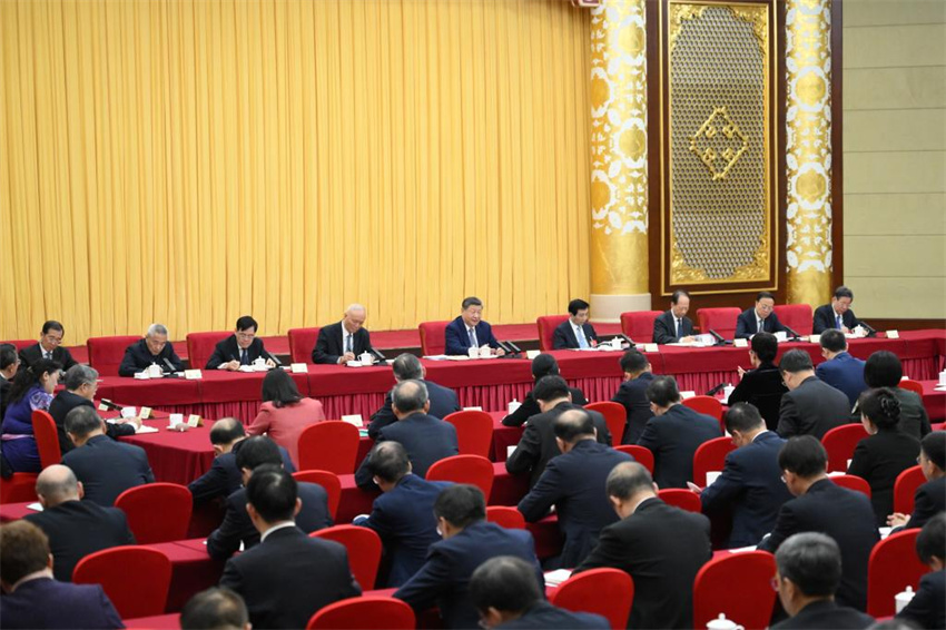 Xi Jinping pede progresso decisivo na Iniciativa China Saudável durante período do 15º Plano Quinquenal