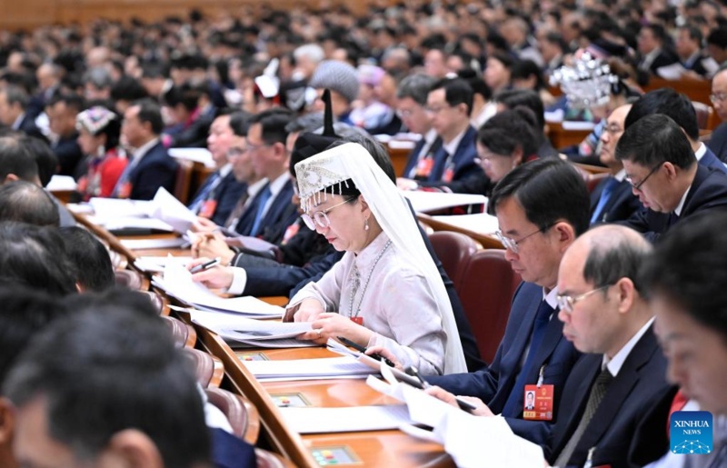 Legislatura nacional da China realiza segunda reunião plenária