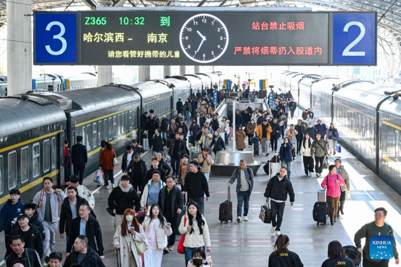 Estimativa de viagens da Festa da Primavera na China é de recorde de 9,4 bilhões