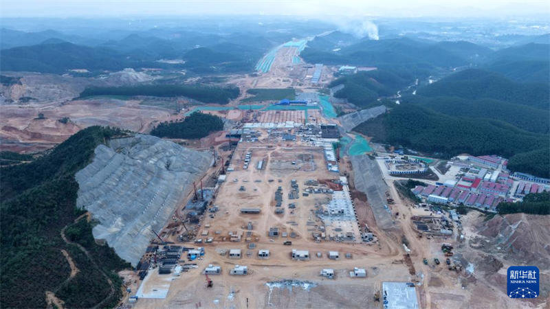 Novo aeroporto de Guangzhou inicia fase de construção