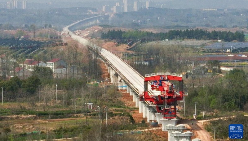 Galeria: construção intensa na ferrovia de alta velocidade Hefei-Wuhan