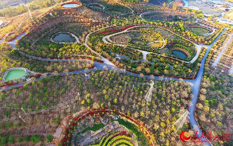 Antiga área de mineração em Yunnan é transformada em parque ecológico