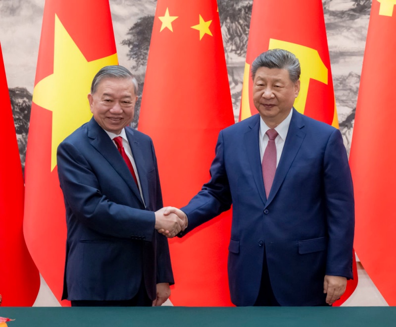 Mais altos líderes da China e do Vietnã mantêm conversações em Beijing