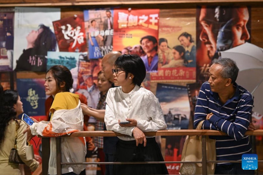 Chongqing: cinema antigo se transforma em espaço cultural comunitário e impulsiona novo dinamismo ao consumo
